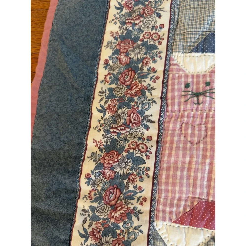 Vintage Handmade Patchwork Cat Quilt Wall Hanging Folk Art Country Cottage Decor
